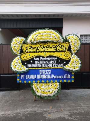 Papan Bunga Duka di Lais