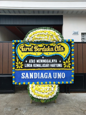 Papan Bunga Duka di Lais